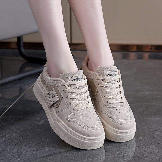 Damen Chunky Sneakers mit sportlichem Design und dämpfender Sohle EB