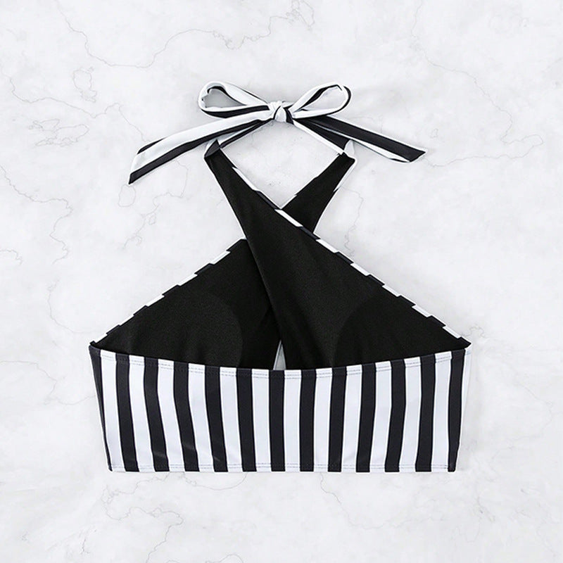Damen Triangel-Bikini-Oberteil mit gekreuztem Design und entzückenden Bindebändern EB