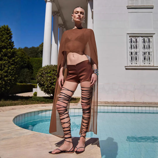 Damen transparentes Strand-Outfit mit modischen Längen und Schnürdetails EB