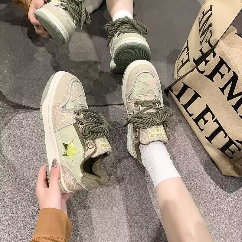 Damen Sportliche Freizeitschuhe mit modischem Sternen-Design EB