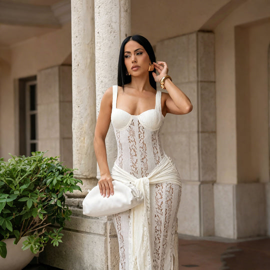 Damen Elegantes Spitzenkleid mit tailliertem Körper und weichem Fall EB