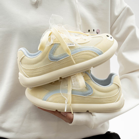 Damen Sneaker mit innovativem atmungsaktivem Obermaterial EB