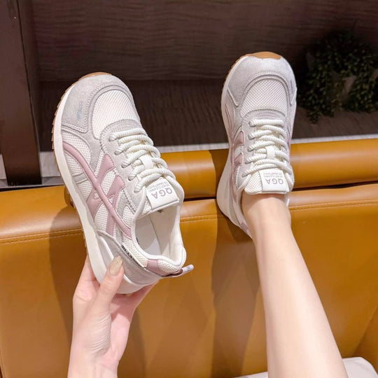 Damen Sportliche Retro-Sneaker mit atmungsaktivem Mesh-Obermaterial und dämpfender Sohle EB