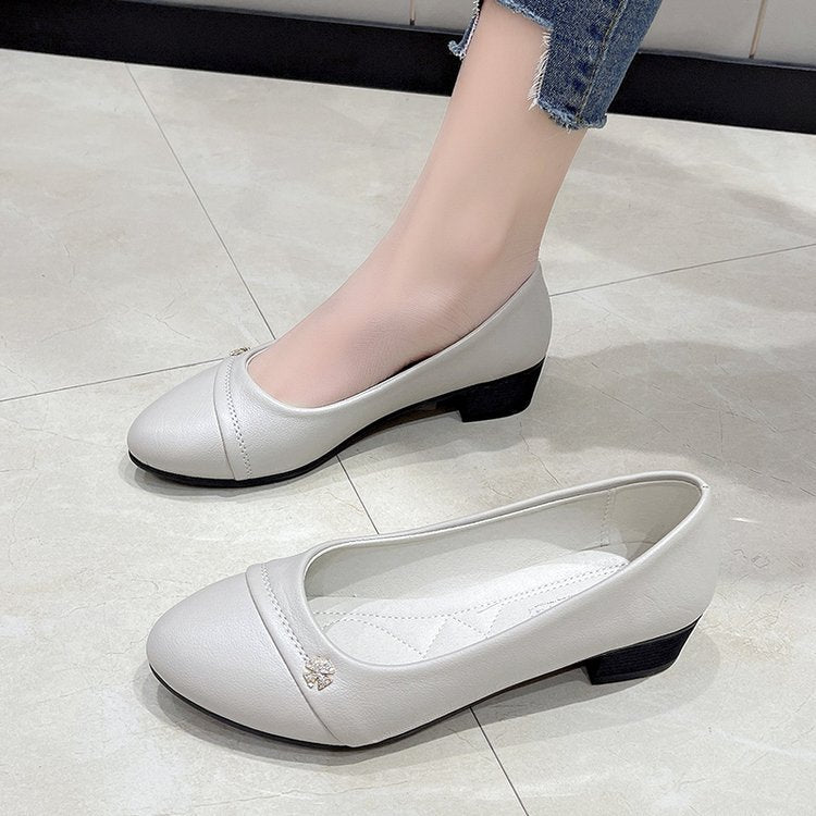 Damen elegante Ballerinas mit modischem Schmuckdetail EB