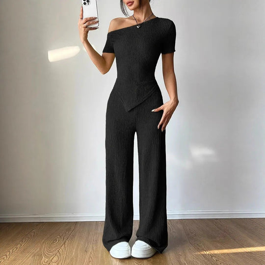 Damen Eleganter Jumpsuit mit asymmetrischem Schnitt und Raffungen EB