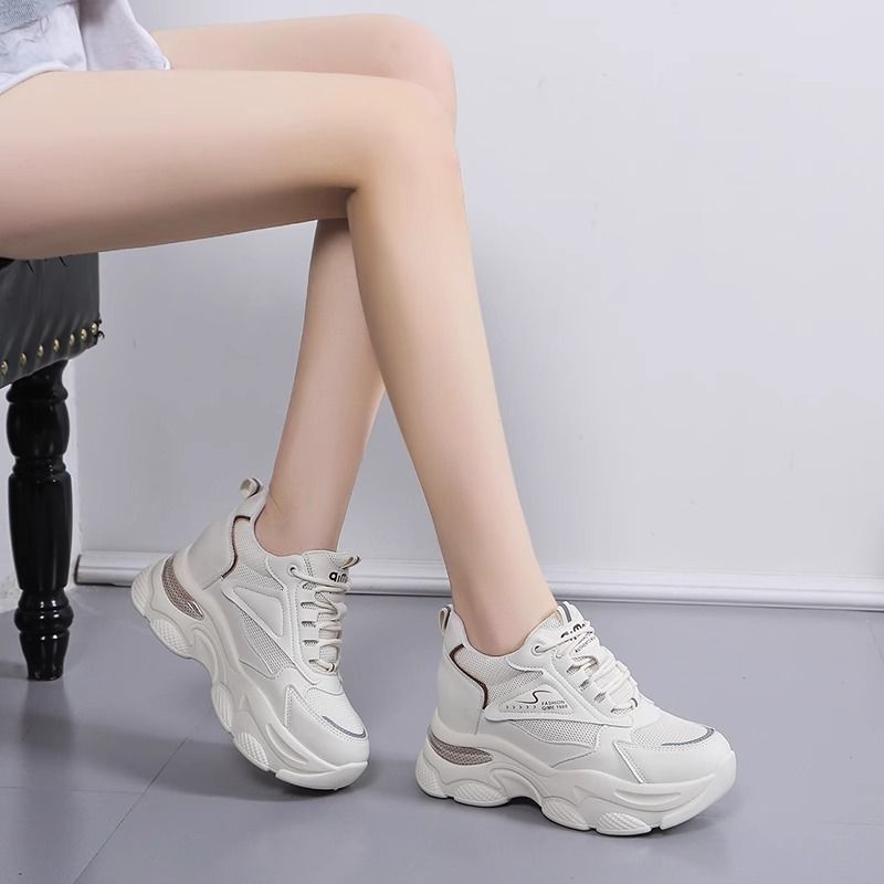 Damen Sportliche Chunky Sneakers mit atmungsaktiver Mesh-Oberfläche und gepolsterter Sohle EB