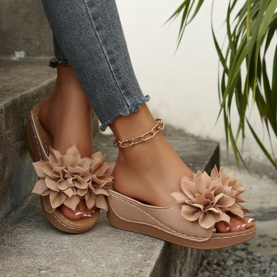 Damen trendige Slip-On Sandalen mit dekorativem Blumendesign EB