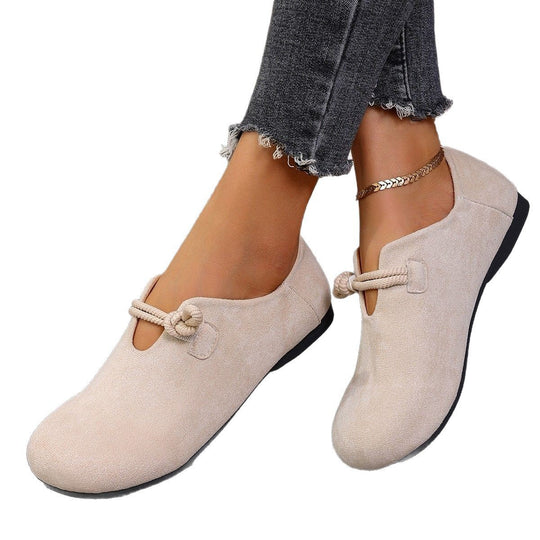 Damen Komfortable und stilvolle Slipper mit Knopfdetail EB