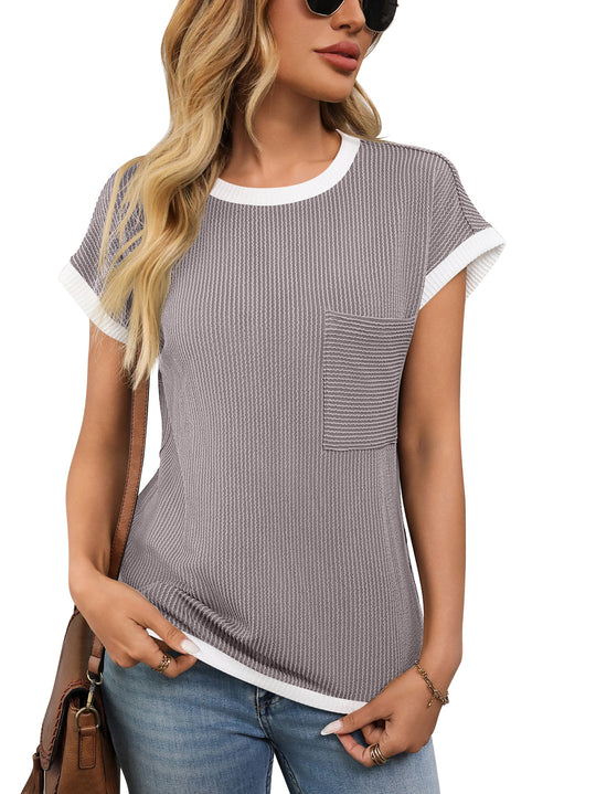 EB | Gestricktes kontrastierendes T-Shirt mit Rundhalsausschnitt
