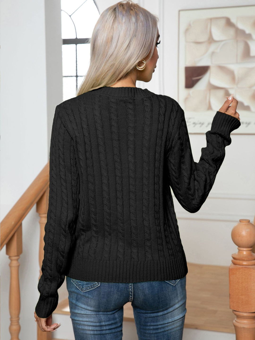 Damen Strickpullover mit Zopfmuster und weitem Ausschnitt EB