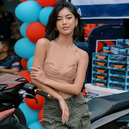 Damen Sportliches Funktionsoberteil mit auffälligem Hand-Design EB