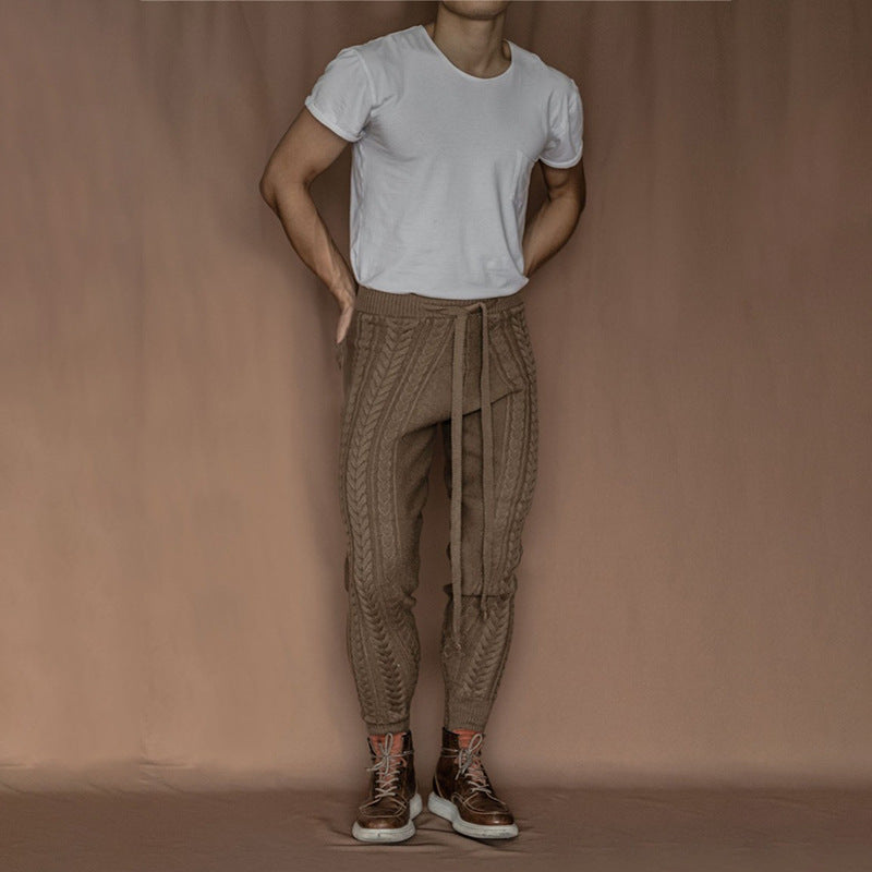 Herren Strickhose mit dezentem Zopfmuster und praktischem Bindegürtel EB