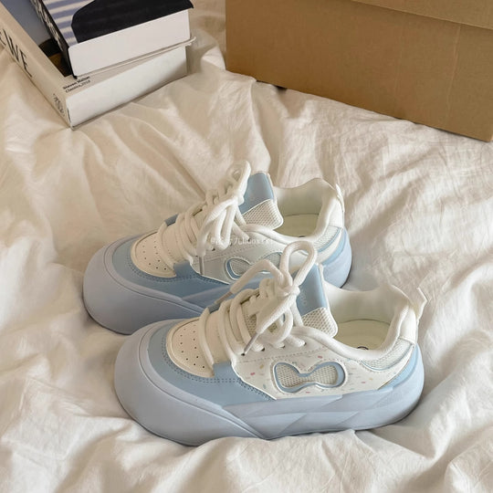 Damen Sportliche Sneakers mit dicker, flexibel dämpfender Sohle EB