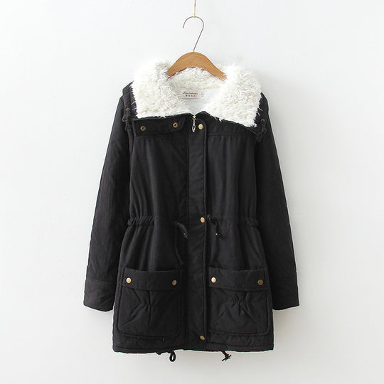 Damen gerade geschnittene Winterjacke mit kunstfellbesetztem Kragen und praktischen Taschen EB