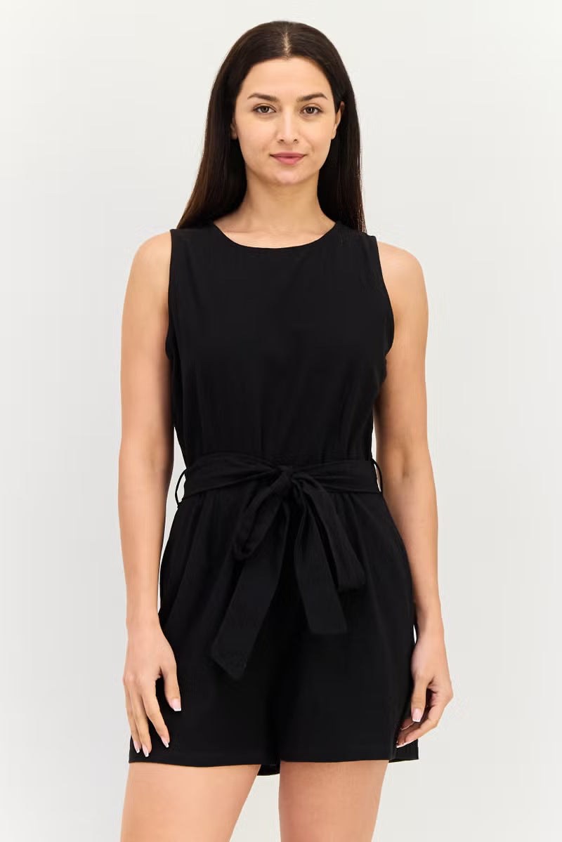Damen Jumpsuit mit eleganter Taillierung und praktischen Taschen EB