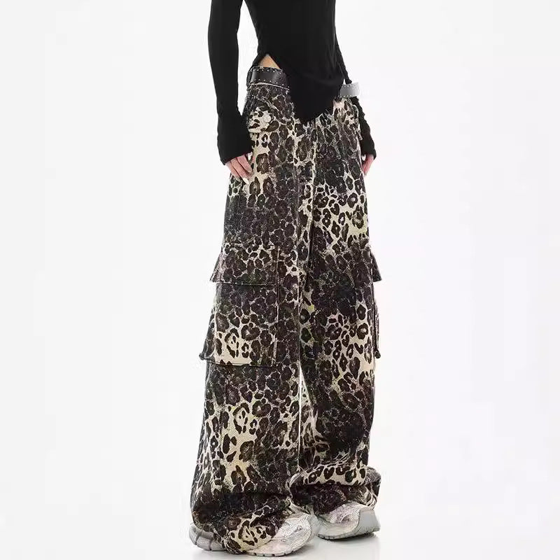 Damen Weite Cargohose im modischen Leopardenmuster mit praktischen Taschen und hohem Bund EB