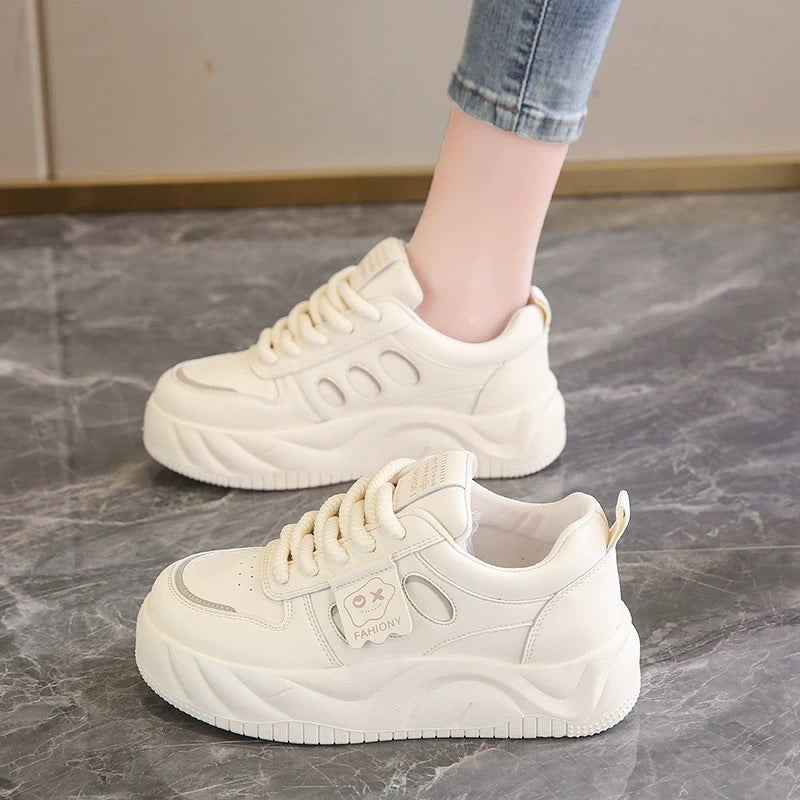 Damen Sportliche Chunky Sneakers mit stabiler Sohle und atmungsaktivem Obermaterial EB