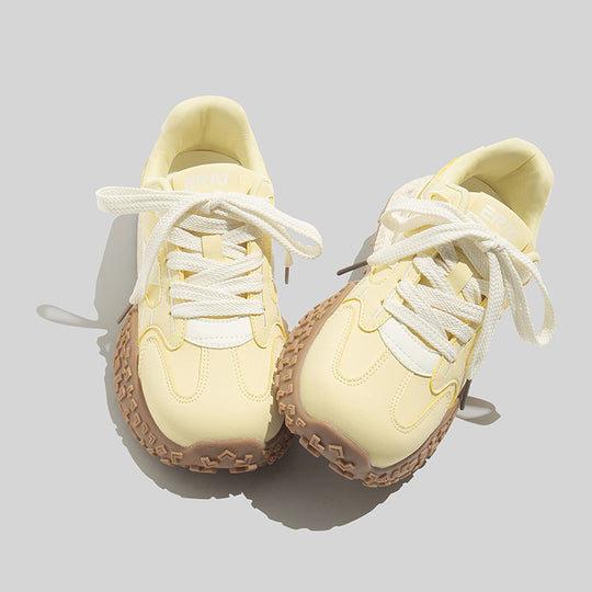Damen Sportliche Sneakers mit rutschfester Sohle und innovativer Oberflächenstruktur EB