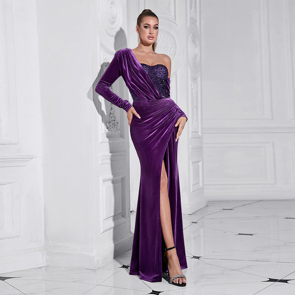 Damen Samt Abendkleid mit asymmetrischem Ausschnitt und eleganter Drapierung EB