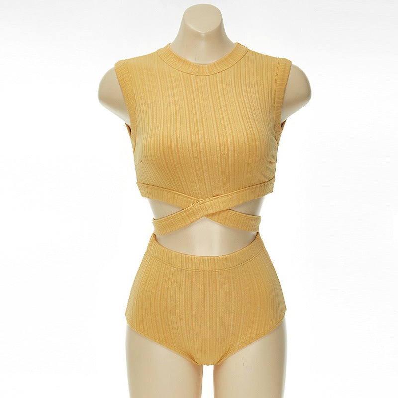 Damen Hochgeschlossenes Bikiniset mit asymmetrischem Schnitt EB