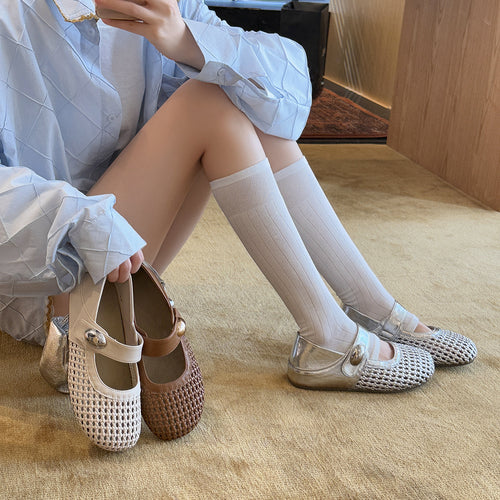 Damen Design Ballerinas mit modischem Riemchen und glänzender Oberfläche EB
