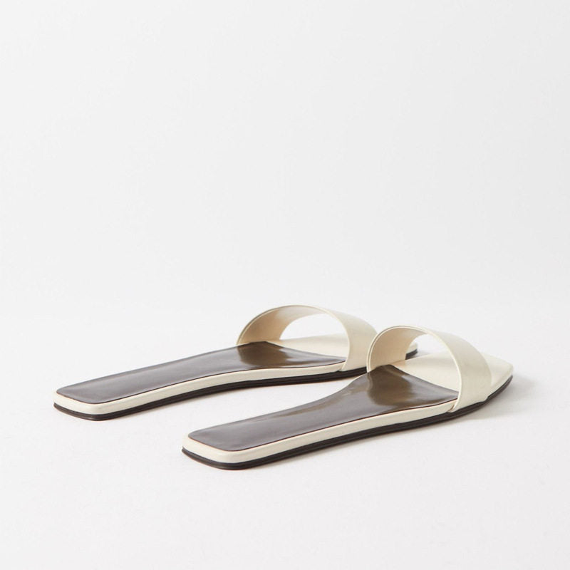 Damen Offene Mules mit breitem Riemen und elegantem Design EB
