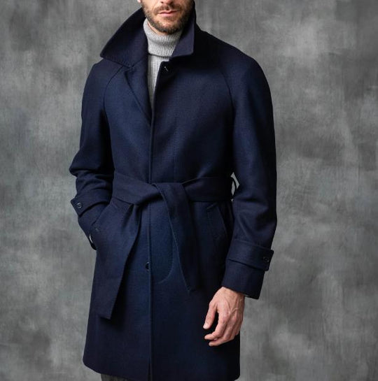 Herren eleganter und taillierter Trenchcoat aus hochwertiger Wolle EB