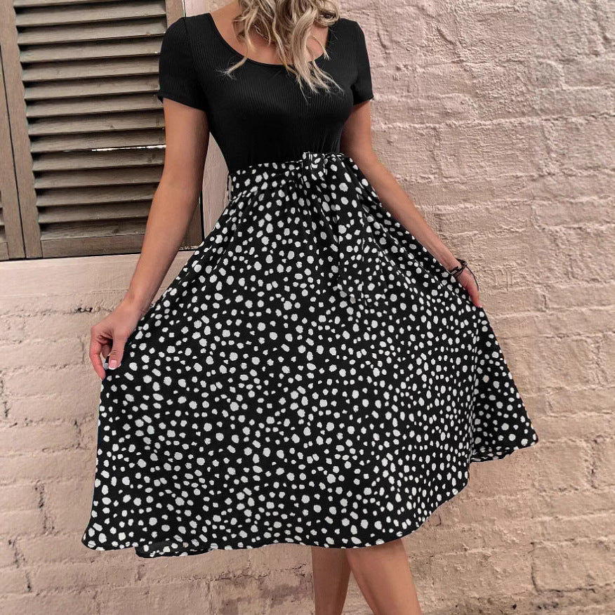 Damen Polka-Dots Kleid mit weitem Rock und Taillengürtel EB