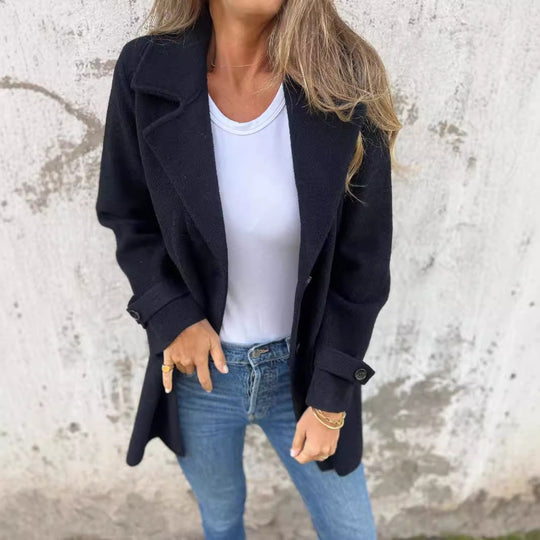 Damen Modischer Oversized-Mantel mit modernen Knopfdetails EB