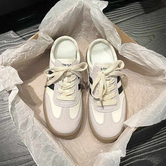 Damen Sneakers im sportlichen Retro-Stil mit atmungsaktiven Einsätzen EB