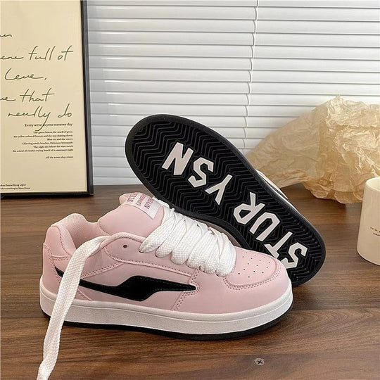 Damen Sportliche Sneakers mit strapazierfähigem Obermaterial und atmungsaktiver Sohle EB