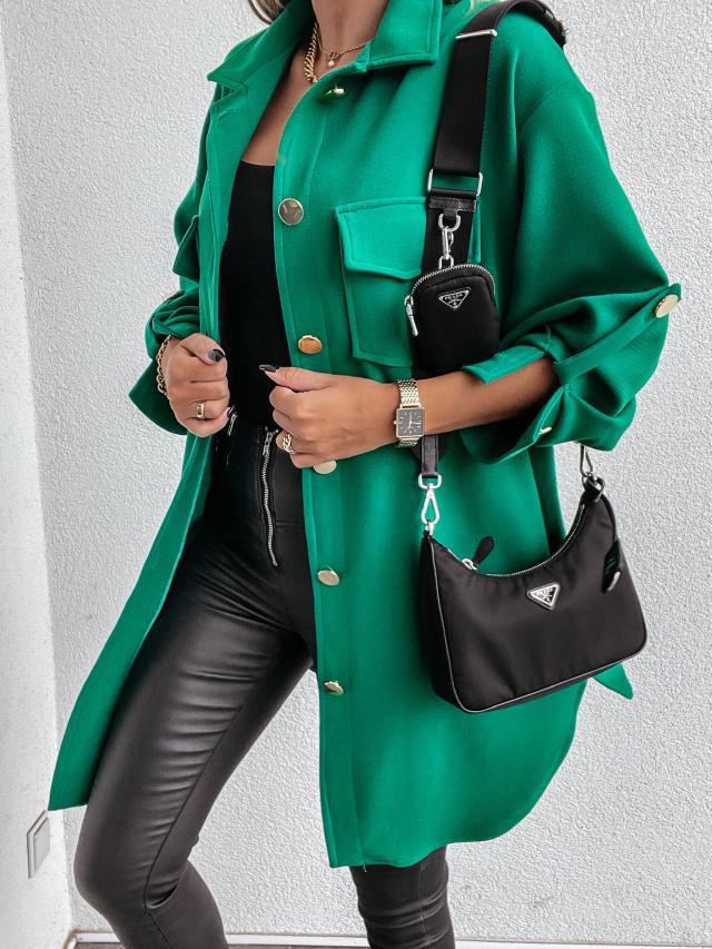 Damen Oversized Hemdjacke mit praktischen Taschen und Knopfdetails EB