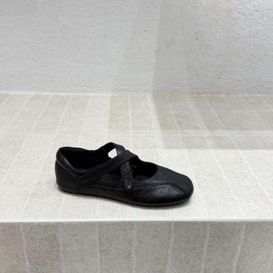 Damen Ballerinas mit verstellbarem Riemchen und elastischer Innensohle EB