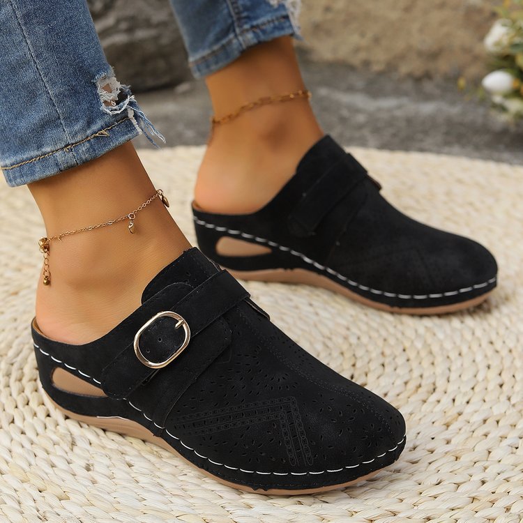 Damen Atmungsaktive Lederimitat-Mules mit ergonomischem Komfortfußbett und Zierschnitt EB