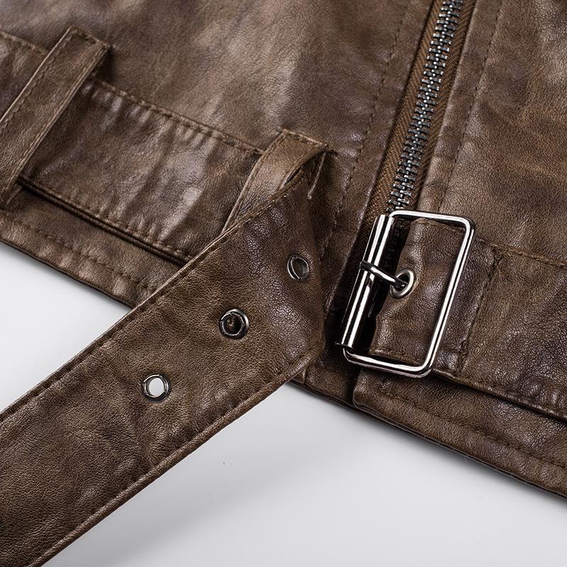Herren Kunstleder-Bikerjacke mit asymmetrischem Reißverschluss Gürteldetail und gesteppter Schulterpartie EB