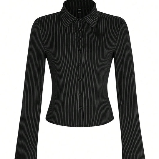 Damen Elegante Bluse mit schmalen Streifen und tailliertem Schnitt EB