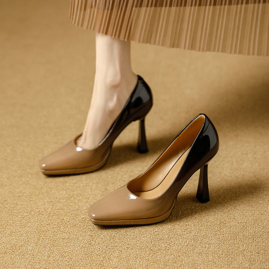 Damen Hochglanz Pumps mit quadratischem Zehenbereich und elegantem Konturdesign EB