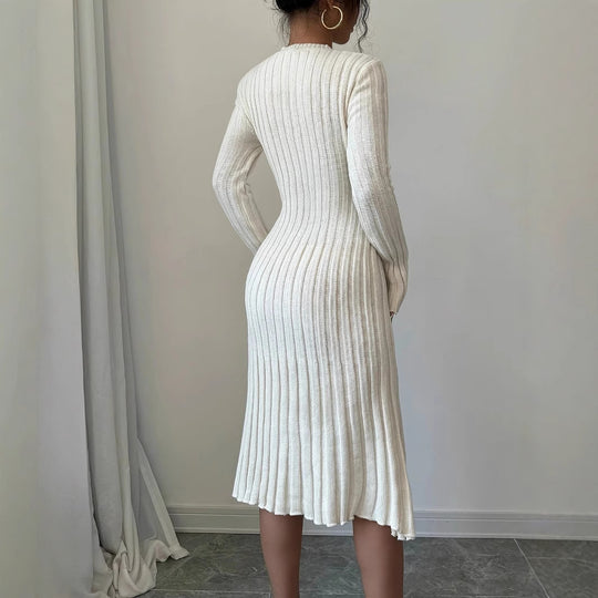 Damen strickendes Kleid mit asymmetrischem Saum und langen Ärmeln EB