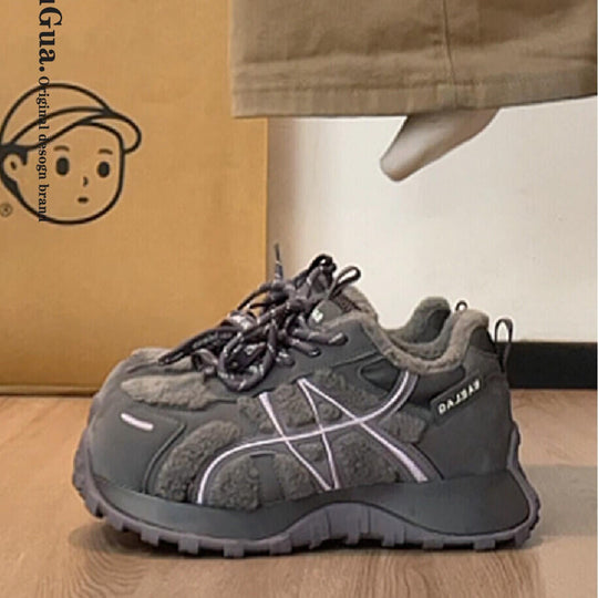 Damen modische Sneakers mit hochwertiger Fleece-Konstruktion und innovativem Sohlenprofil EB