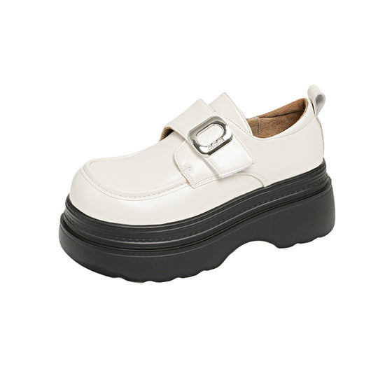 Damen Plateauschuhe mit dekorativen Riemen und modischem Detail EB