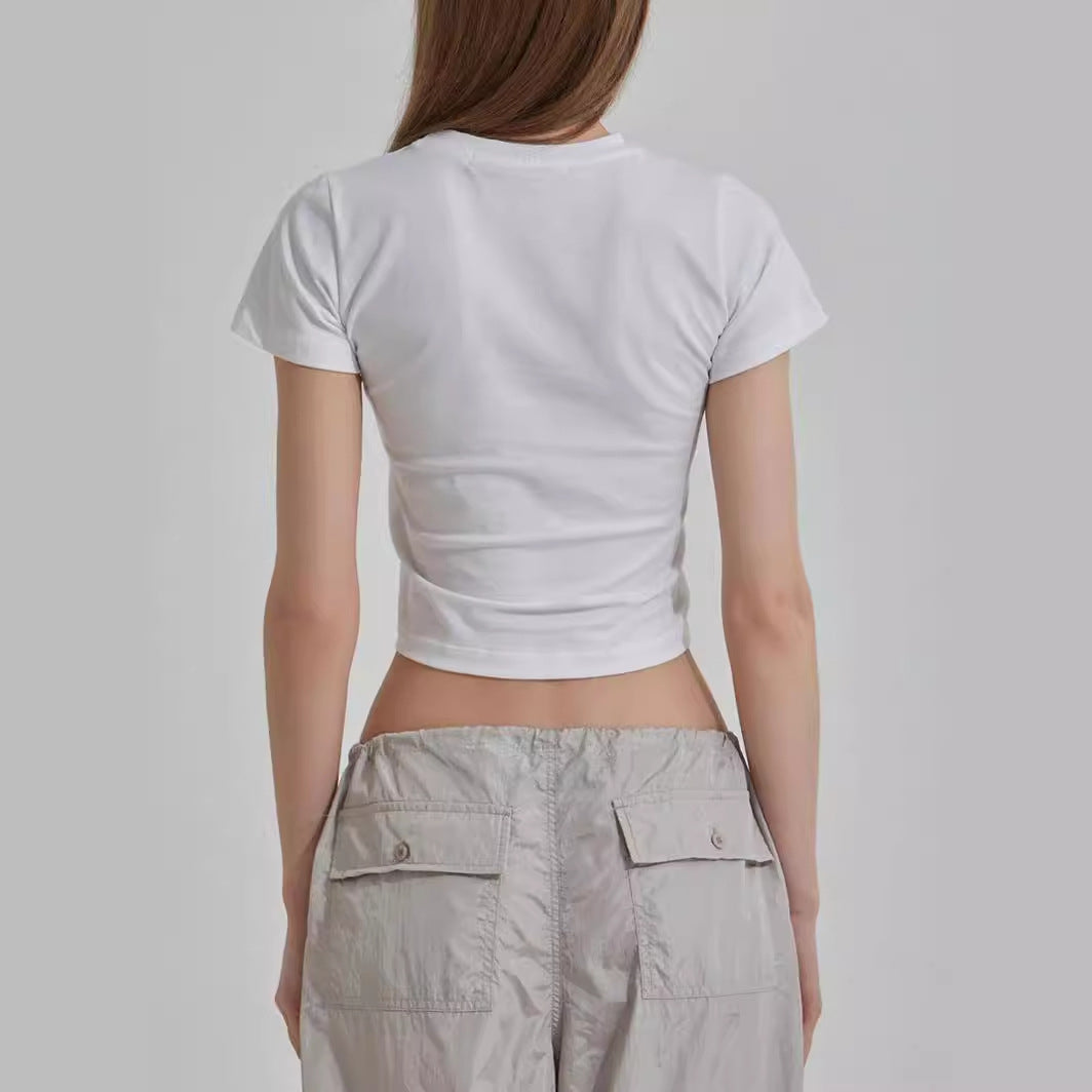 Damen cropped T-Shirt mit einzigartigem 3D-Design einer Schleife EB