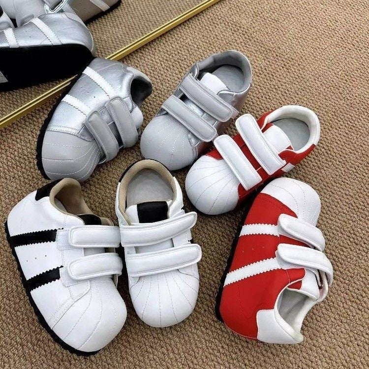 Damen Sneakers mit Klettverschluss und sportlicher Silhouette EB