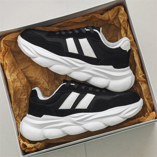 Damen Sportliche Sneakers mit atmungsaktiver Mesh-Oberfläche und dämpfender Sohle EB