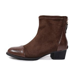Damen elegante Stiefeletten aus weichem Wildleder mit modischen Akzenten EB