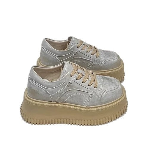 Damen Plateau-Sneaker mit ergonomischer Dämpfung und modischem Design EB