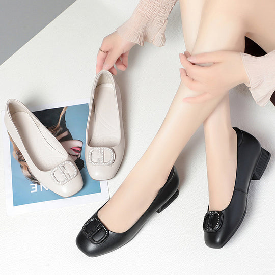 Damen Elegante Ballerinas mit modischem Strassdetail und komfortablem Blockabsatz EB