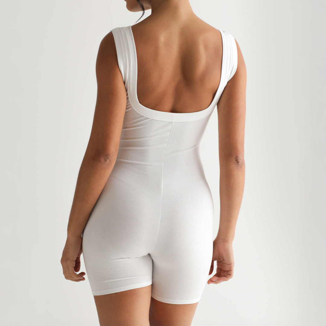 Damen Figurbetontes Kurz-Jumpsuit aus elastischem Material EB