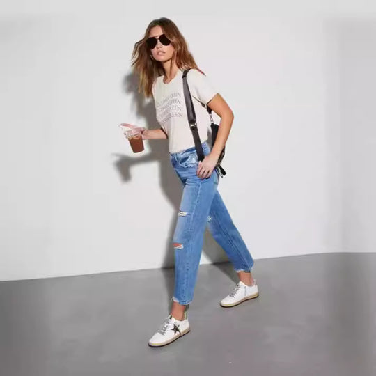 Damen Trendige Fransenjeans mit Destroyed-Details EB