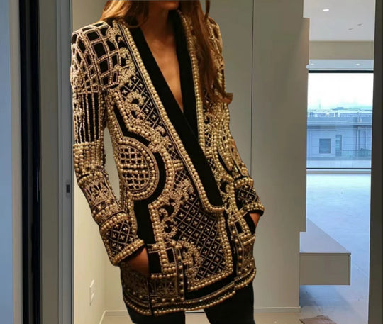 Damen Elegante Strickjacke mit funkelndem Perlenbesatz EB