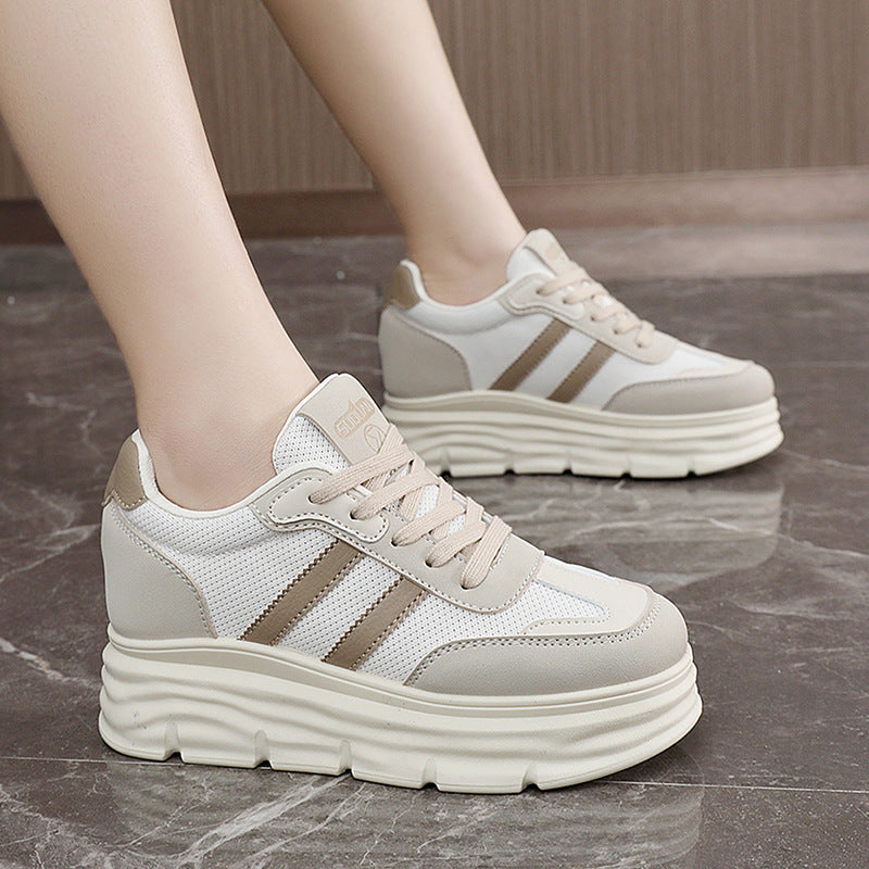 Damen Sportliche Plateau Sneakers mit atmungsaktivem Mesh-Obermaterial und dämpfender Laufsohle EB